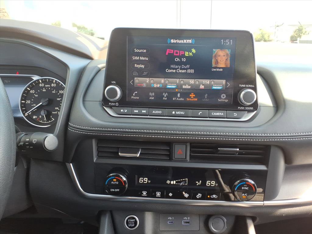 Certified 2023 Nissan Rogue SV image 22