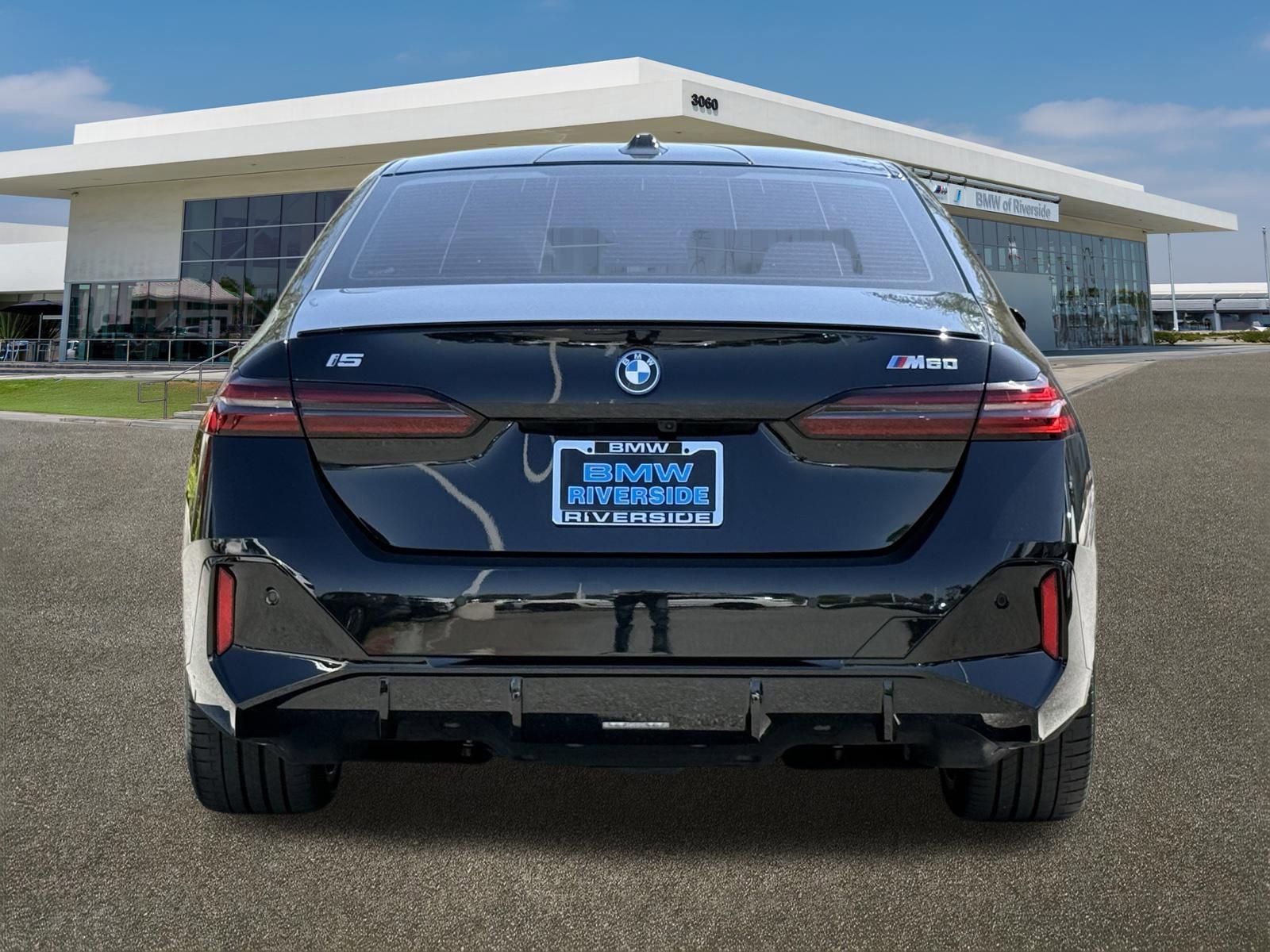 Used 2024 BMW i5 M60 w/ Executive Package AWD/4WD image 9