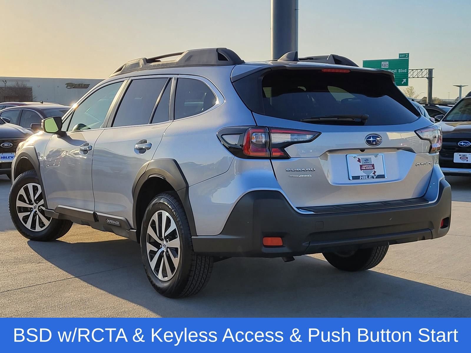 Certified 2025 Subaru Outback Premium image 3