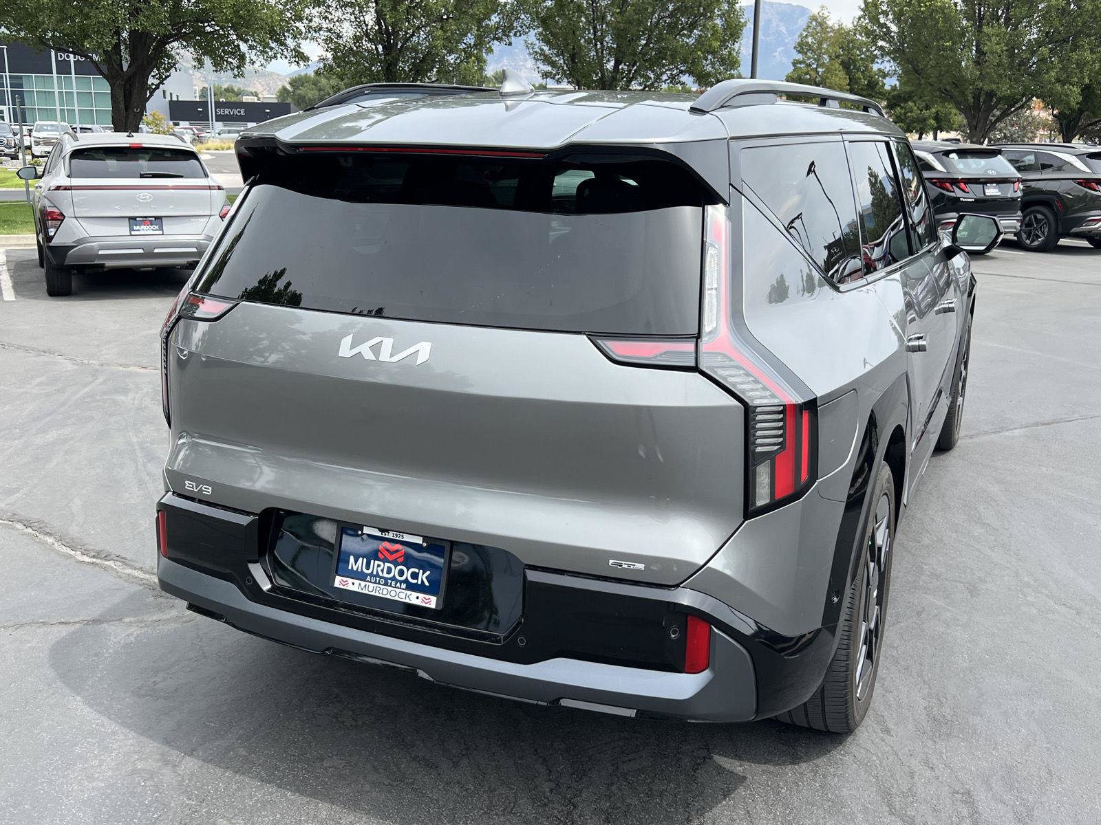 Used 2025 Kia EV9 GT-Line AWD/4WD image 16
