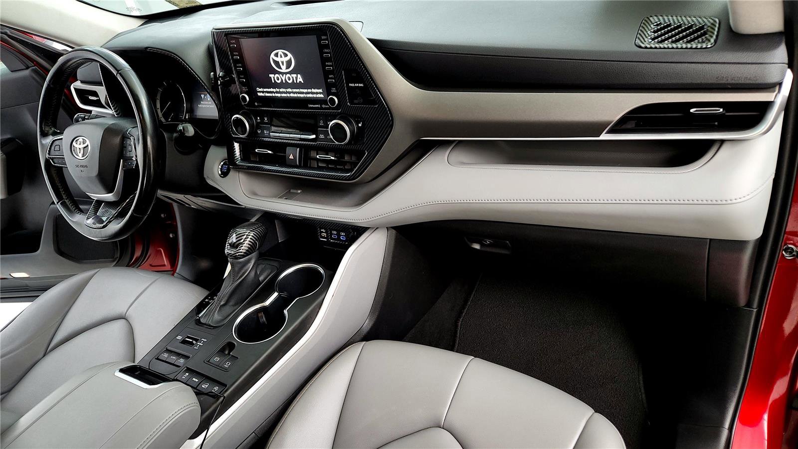 Certified 2022 Toyota Highlander XLE image 16