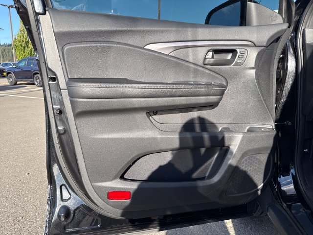 Used 2023 Honda Passport EX-L image 18