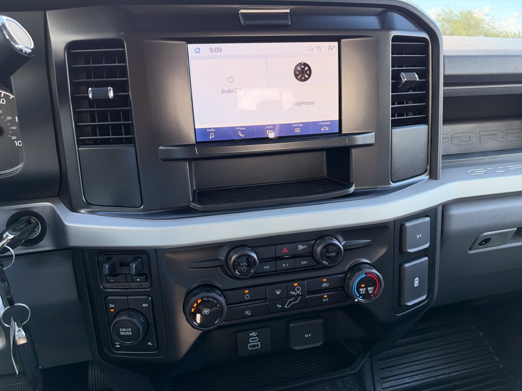 New 2027 Ford F250 XL w/ XL Chrome Package AWD/4WD image 9