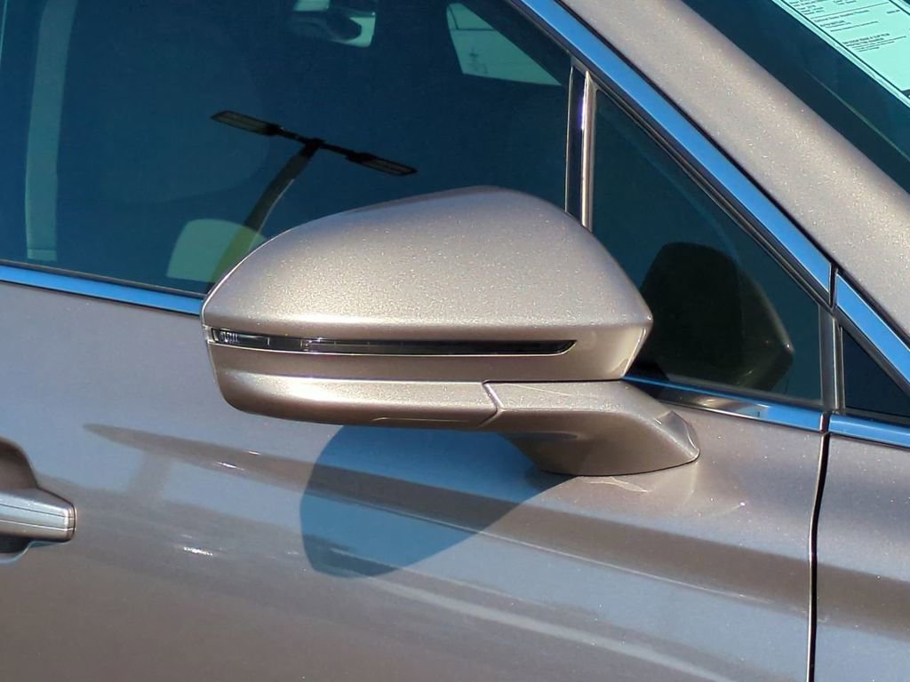 Used 2019 Lincoln MKC Select w/ Select Plus Package image 12