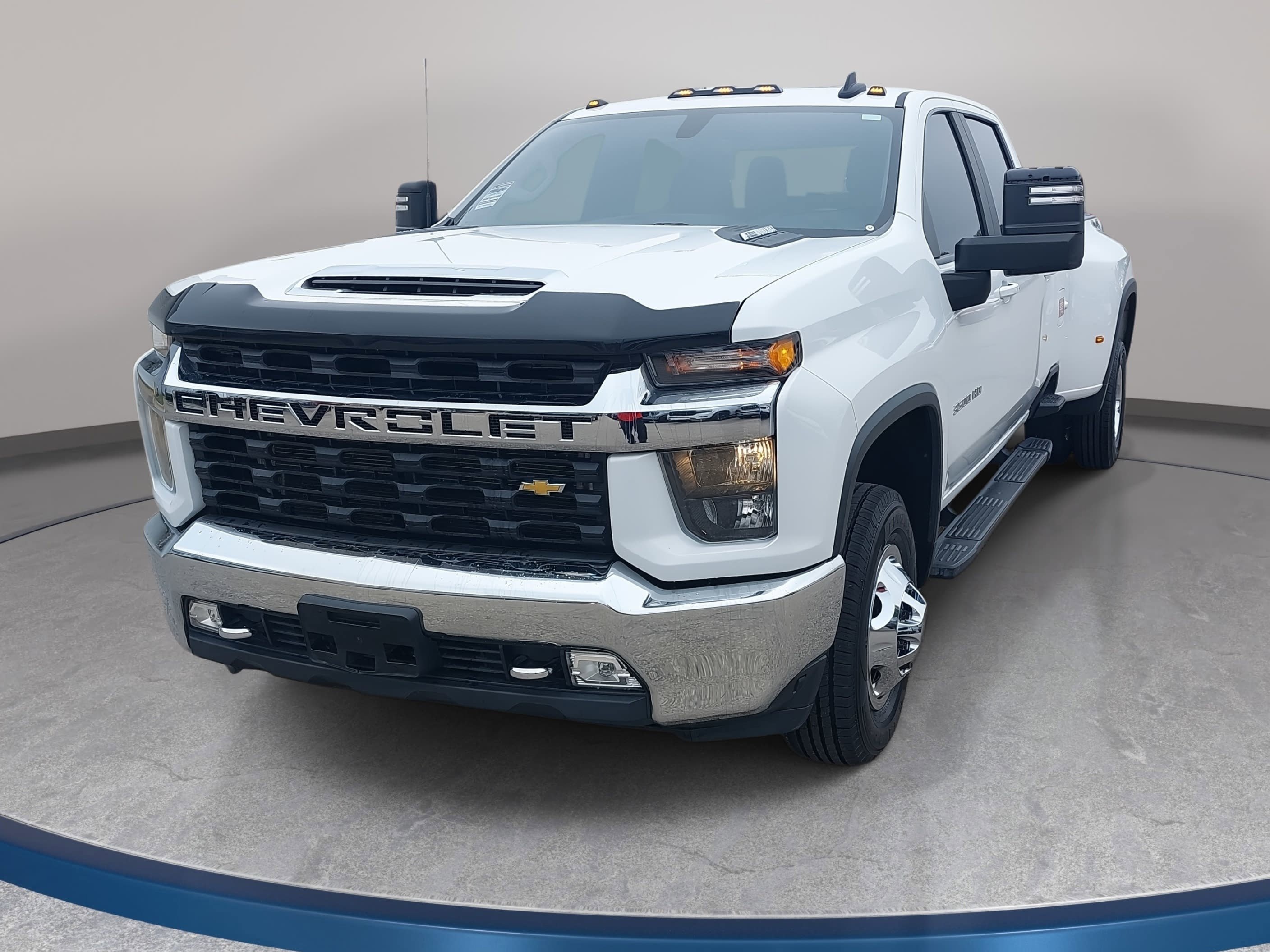 Used 2022 Chevrolet Silverado 3500 LT w/ Convenience Package AWD/4WD video 1