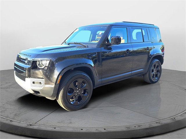 Used 2024 Land Rover Defender 110 S image 3