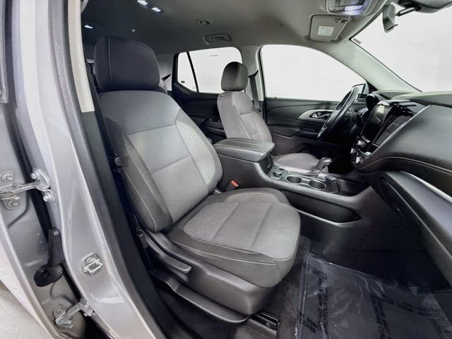 Used 2020 Chevrolet Traverse LT FWD image 28