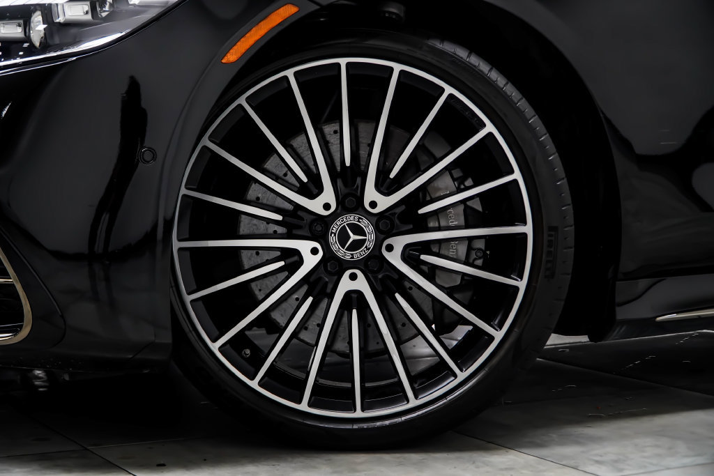 Used 2023 Mercedes-Benz S 500 4MATIC w/ AMG Line image 8