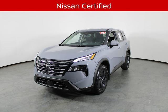 Certified 2026 Nissan Rogue SV FWD image 2