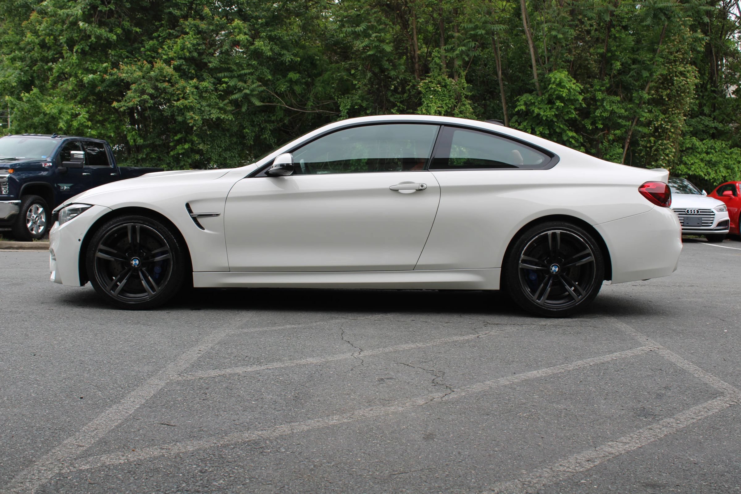 Used 2018 BMW M4 Coupe RWD image 26