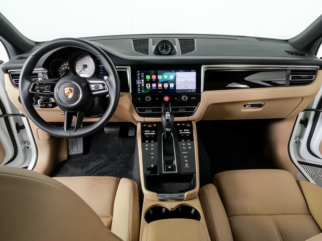 Certified 2022 Porsche Macan S AWD/4WD image 20