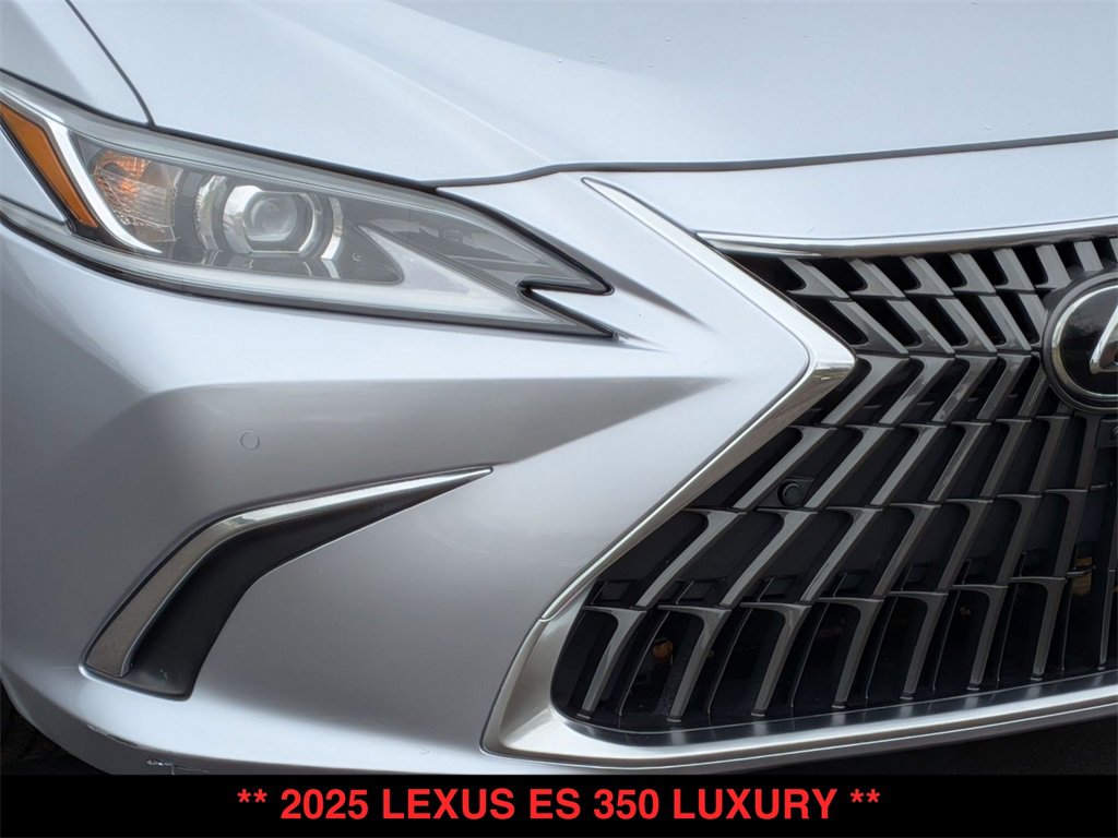 Used 2025 Lexus ES 350 Luxury w/ Accessory Package (Z2) image 18