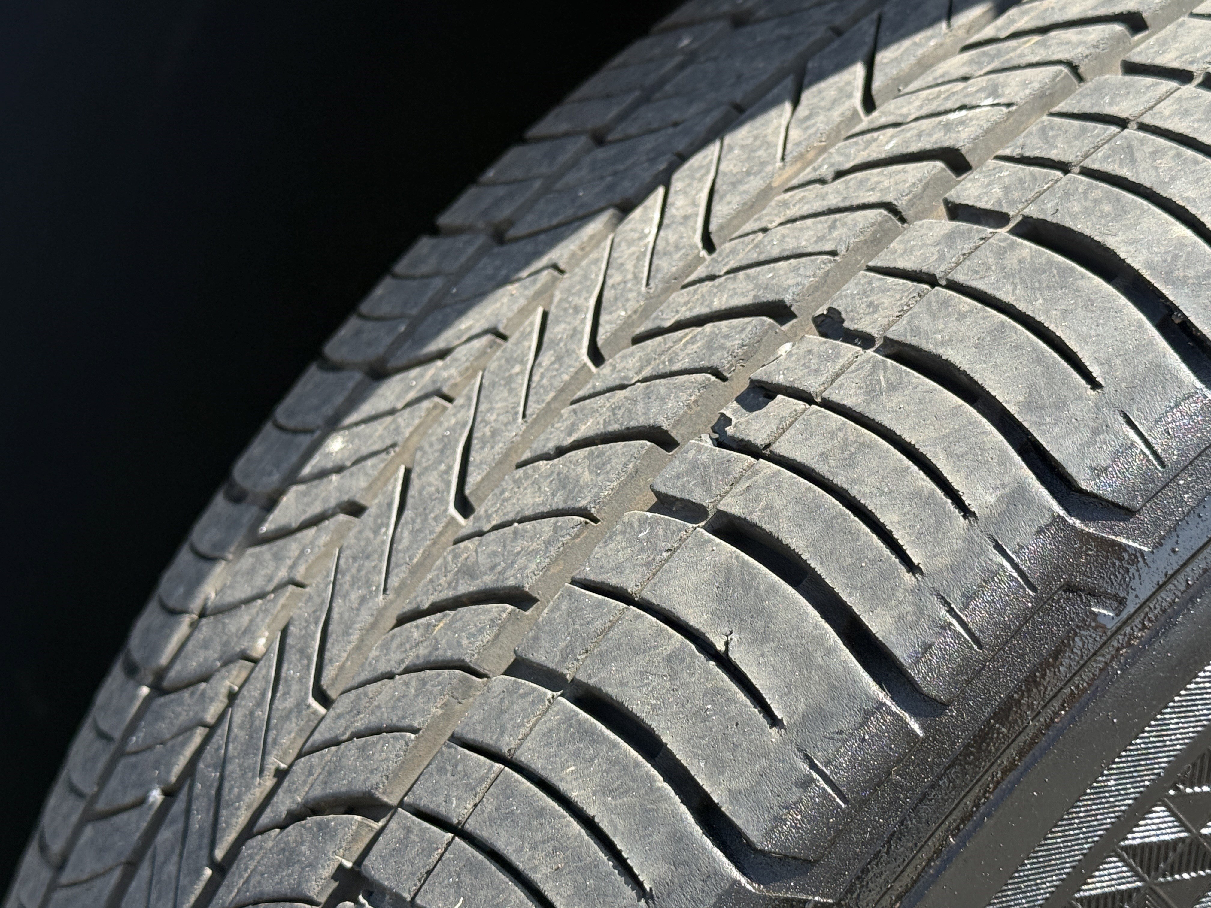 Used 2025 Kia Telluride S image 12