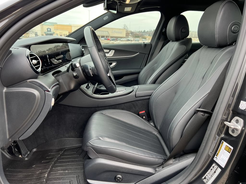 Used 2023 Mercedes-Benz E 350 4MATIC Sedan video 3