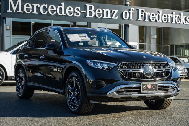 New 2026 Mercedes-Benz GLC 300 4MATIC video 1