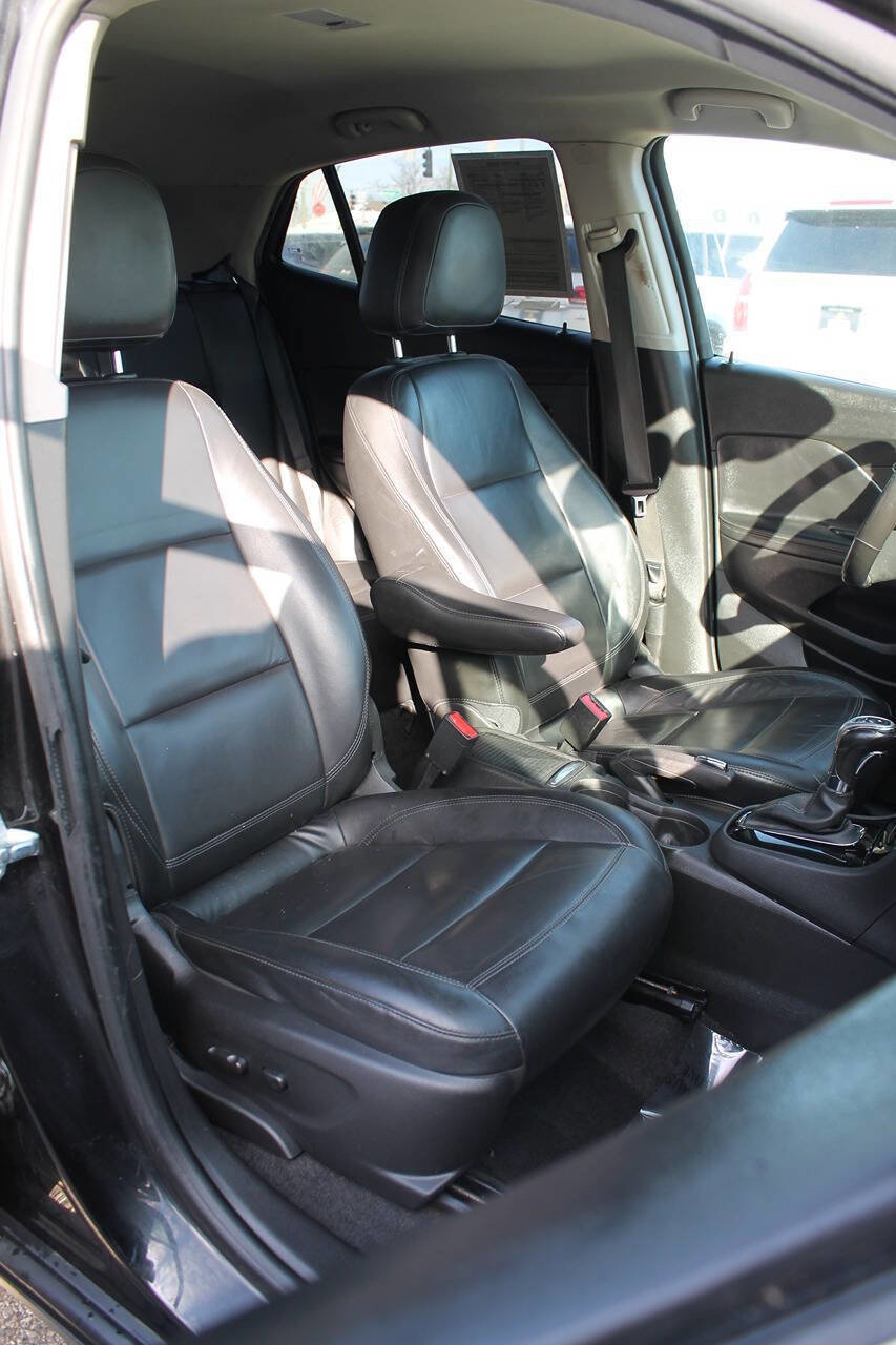 Used 2020 Buick Encore Essence image 22
