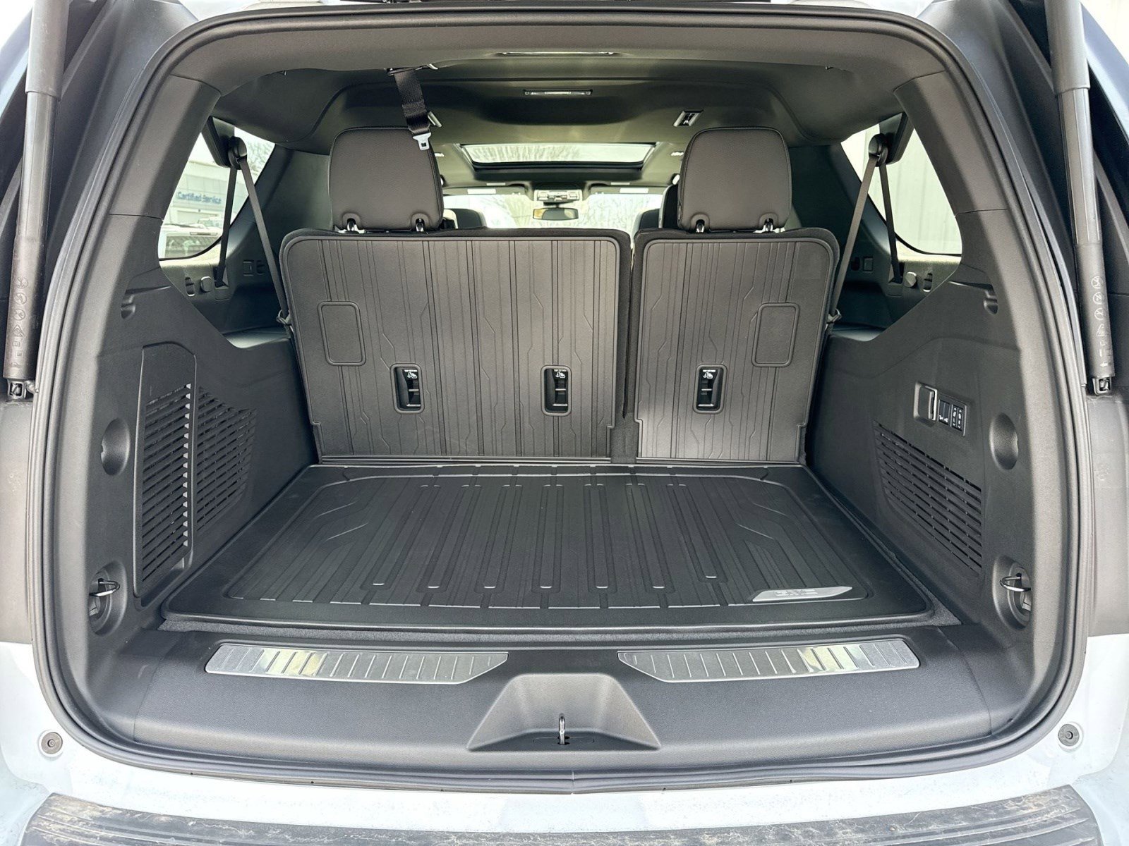 New 2026 GMC Yukon XL Denali w/ Sun & Power Step Package image 21