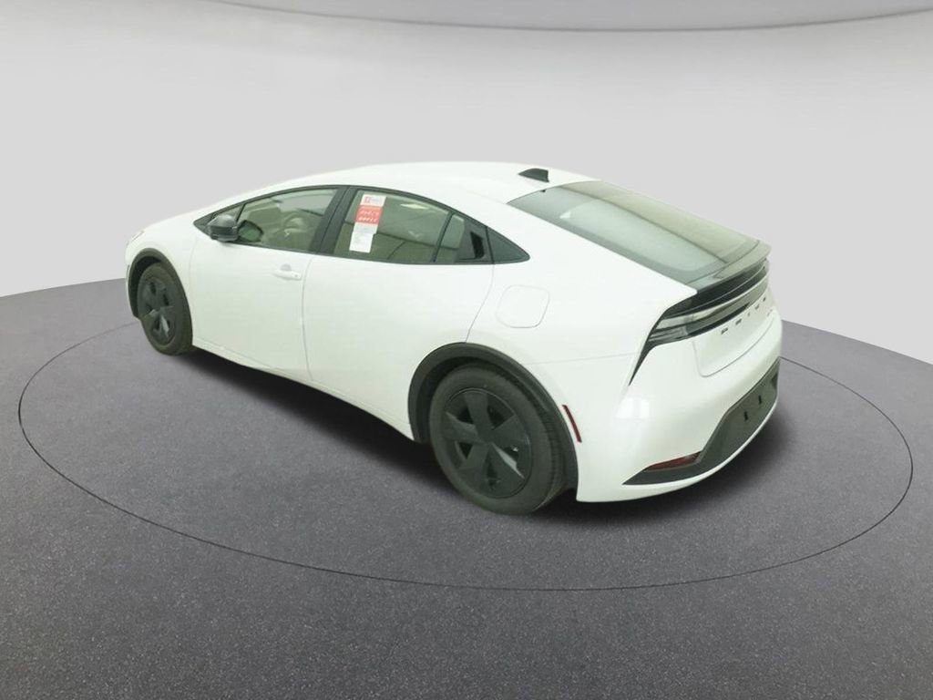 New 2026 Toyota Prius Plug-In Hybrid image 5