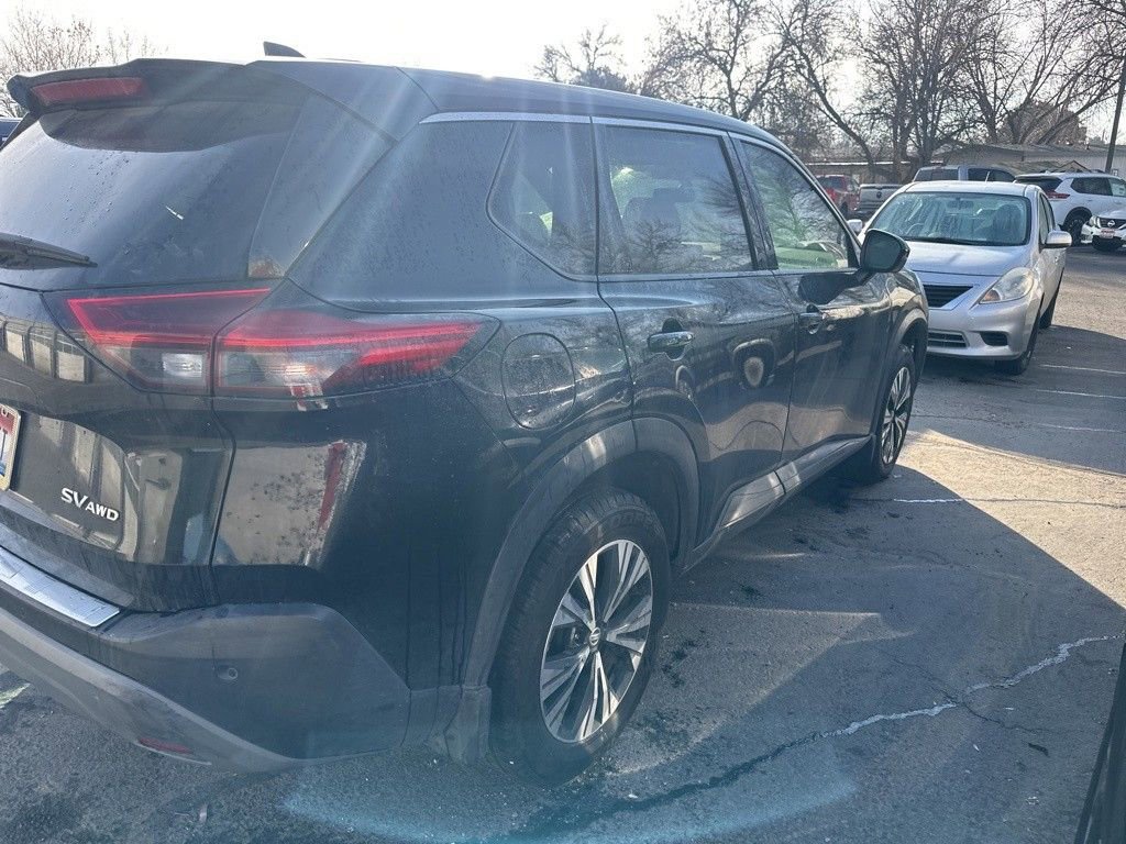 Used 2021 Nissan Rogue SV AWD/4WD image 9