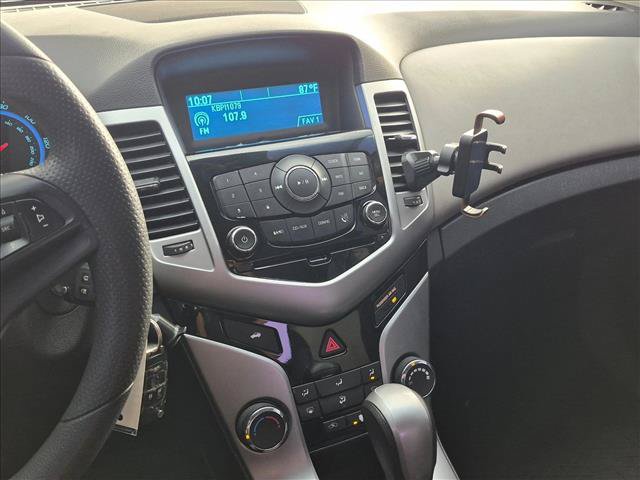 Used 2016 Chevrolet Cruze LS FWD image 11