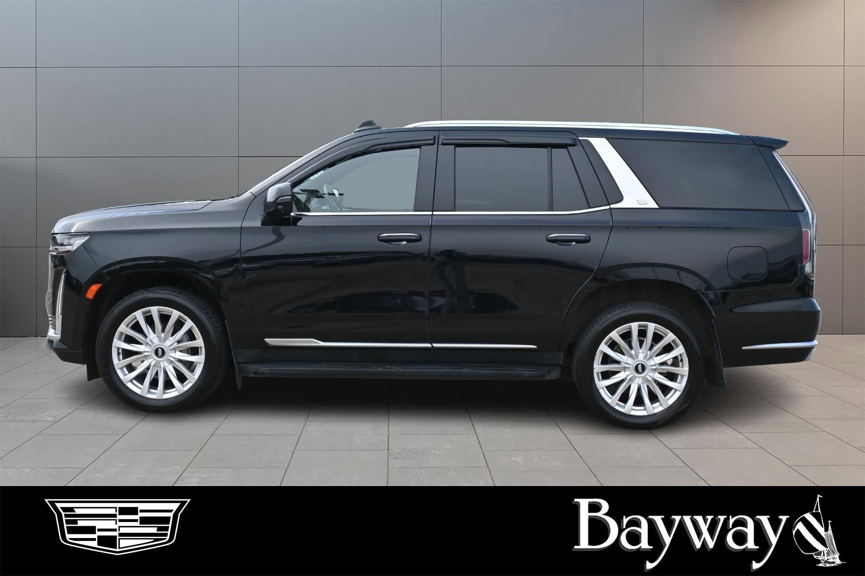 Used 2023 Cadillac Escalade Luxury AWD/4WD image 4