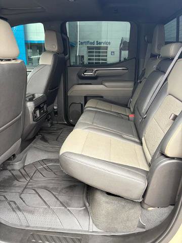 Used 2022 Chevrolet Silverado 1500 ZR2 w/ Technology Package image 12