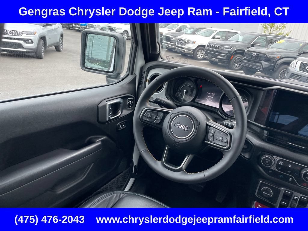 Used 2024 Jeep Wrangler Unlimited AWD/4WD image 62