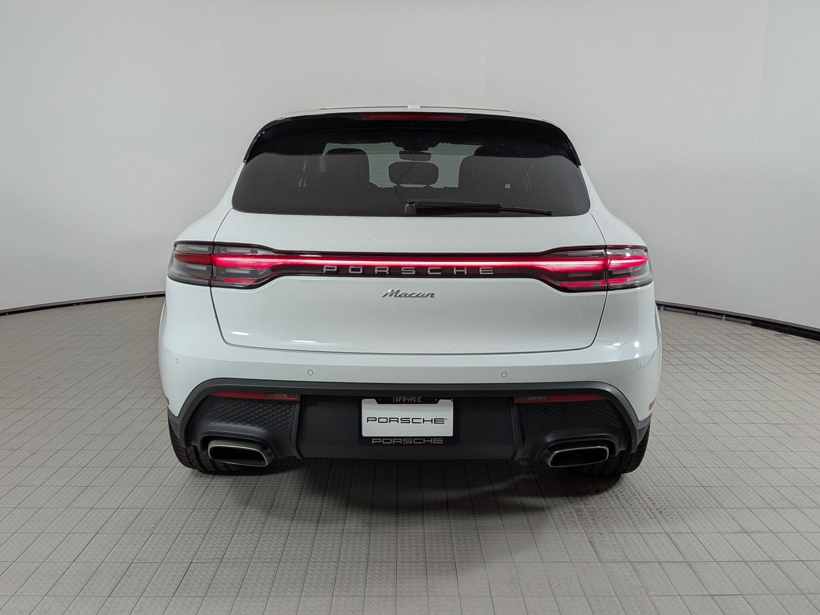 New 2025 Porsche Macan AWD/4WD image 10