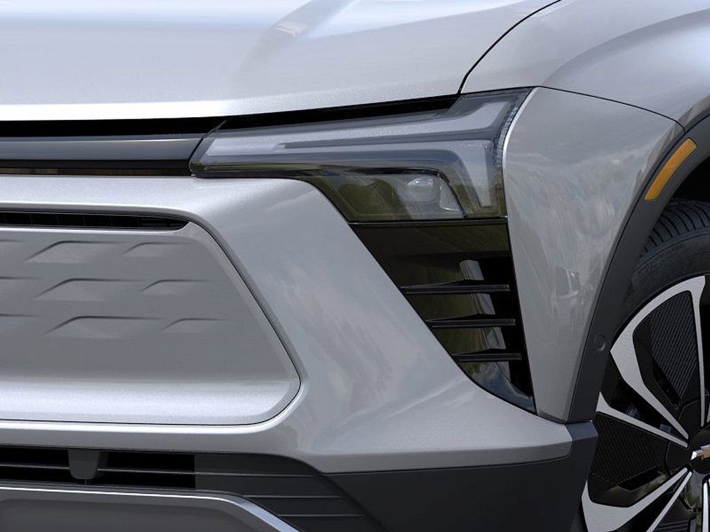 New 2026 Chevrolet Blazer EV LT image 10