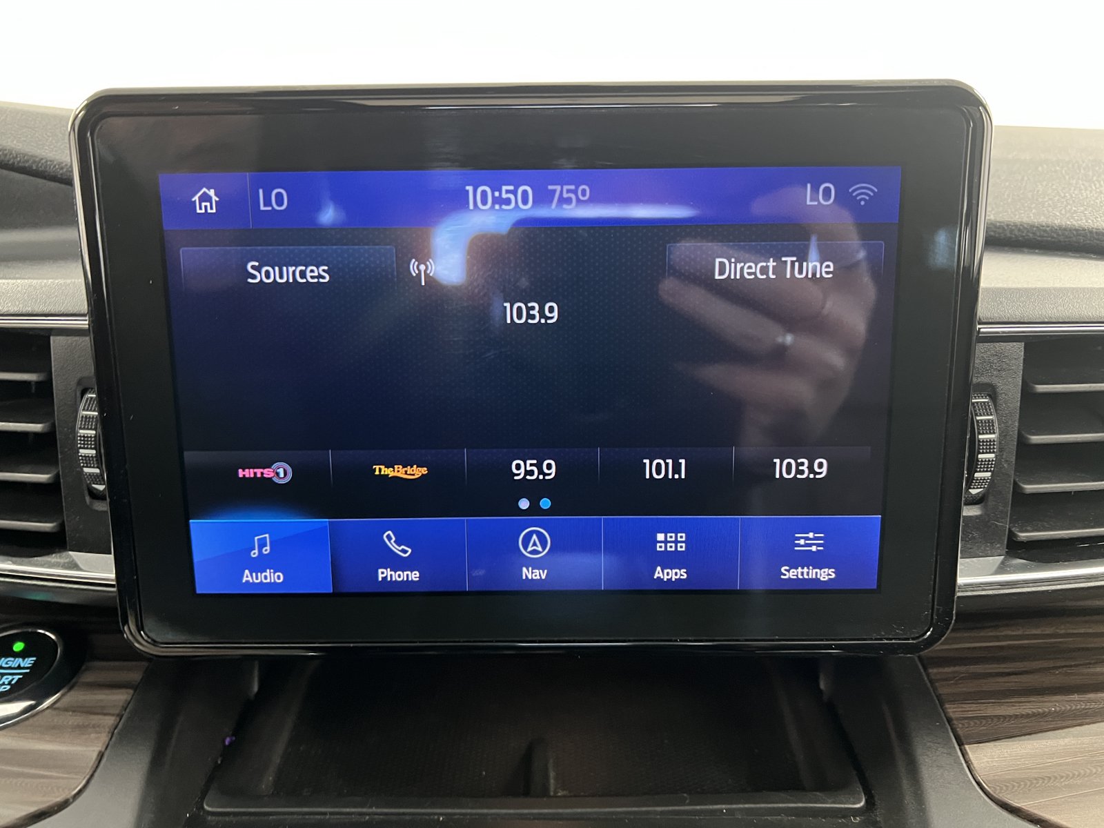 Used 2020 Ford Explorer Limited AWD/4WD image 19