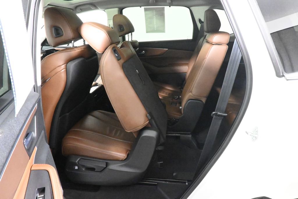 Used 2023 Acura MDX SH-AWD w/ Technology Package image 34