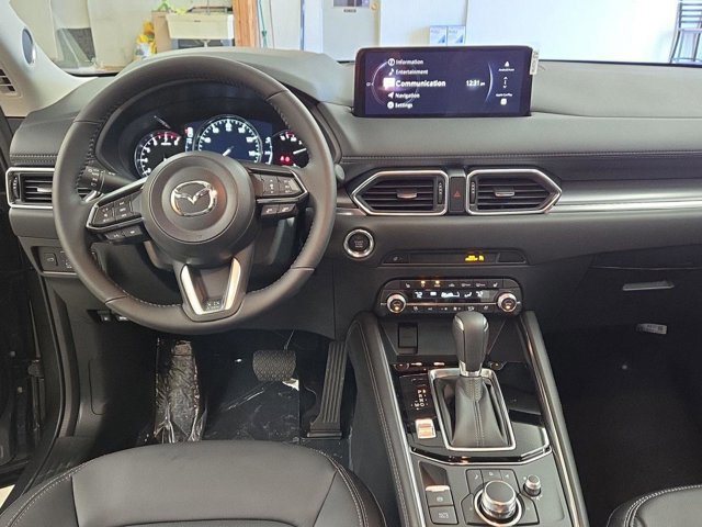 New 2025 MAZDA CX-5 AWD 2.5 S w/ Premium Plus Pkg image 2