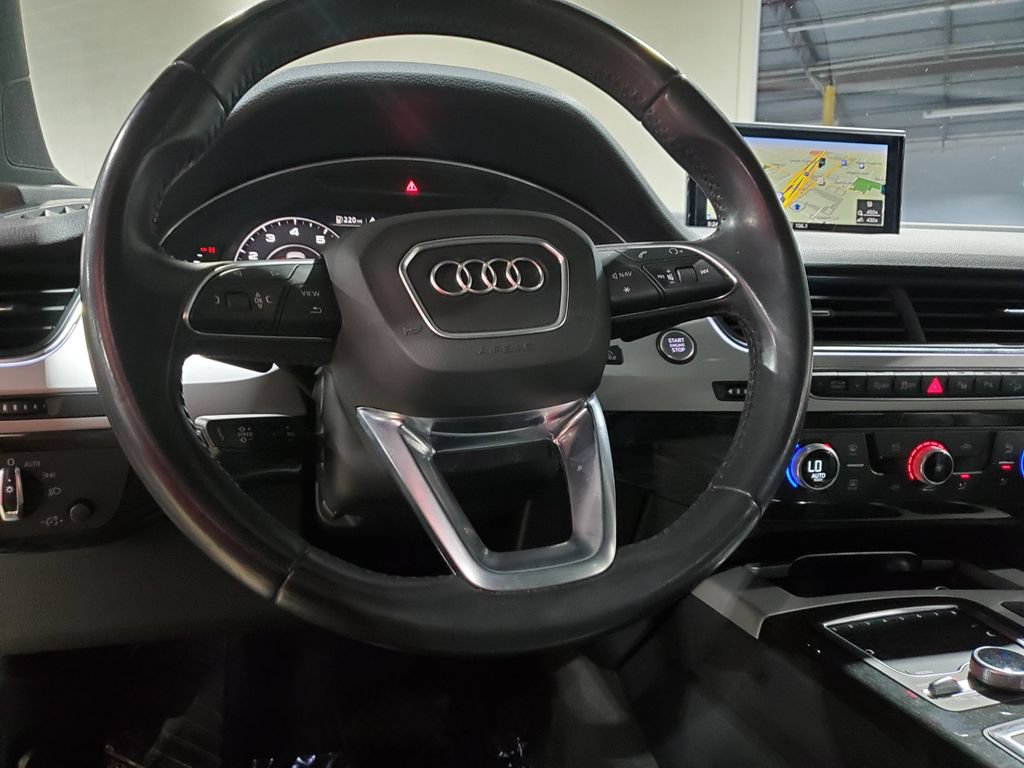 Used 2019 Audi Q7 2.0T Premium Plus AWD/4WD image 28