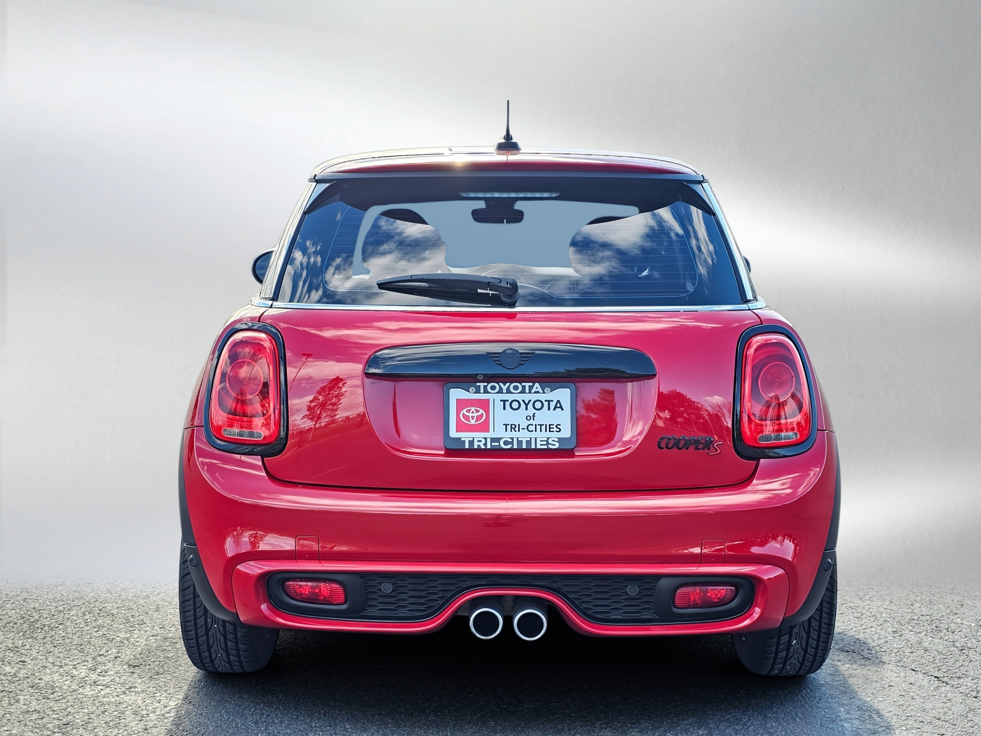 Used 2020 MINI Cooper S image 4