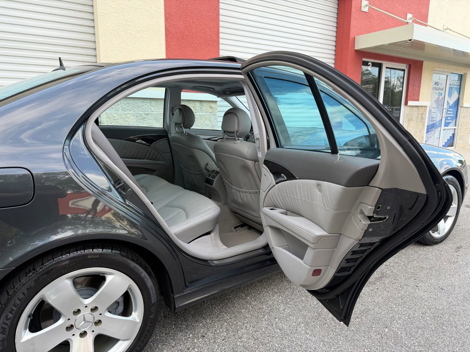 Used 2003 Mercedes-Benz E 500 Sedan image 45