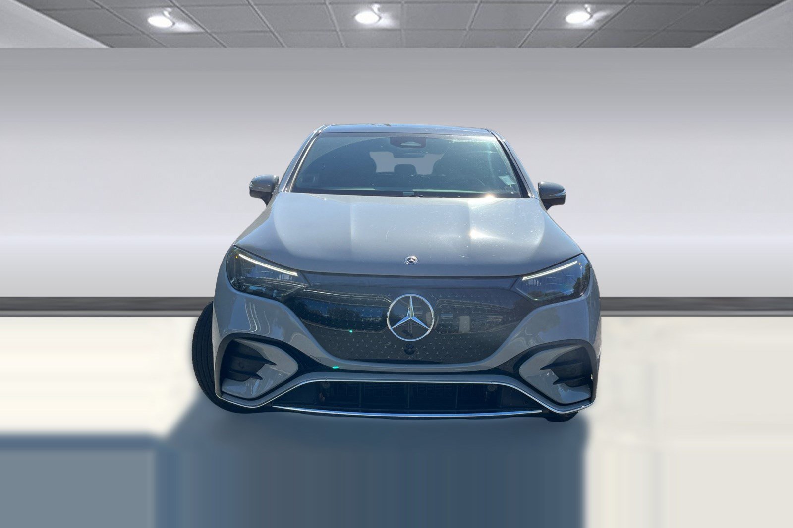 Used 2023 Mercedes-Benz EQE 350+ 4MATIC SUV image 4