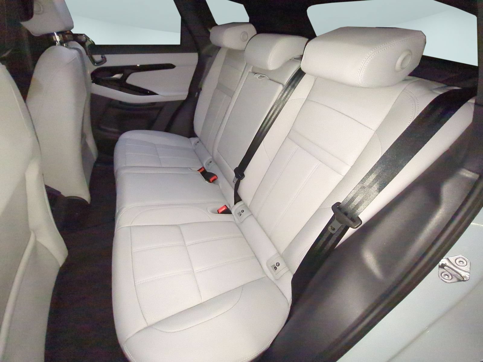New 2026 Land Rover Range Rover Evoque S AWD/4WD image 25