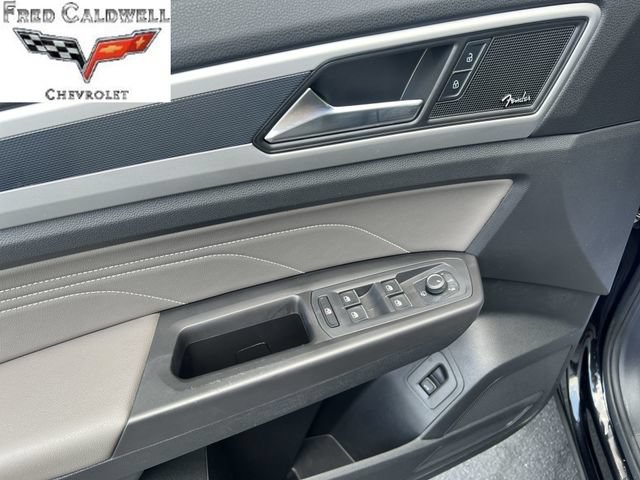 Used 2023 Volkswagen Atlas Cross Sport SEL Premium R-Line AWD/4WD image 29