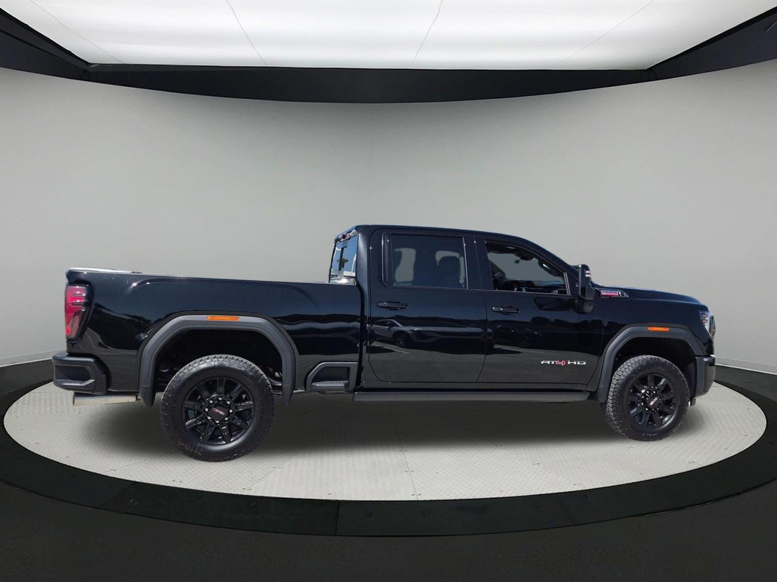 New 2026 GMC Sierra 2500 AT4 w/ AT4 Premium Plus Package AWD/4WD image 6