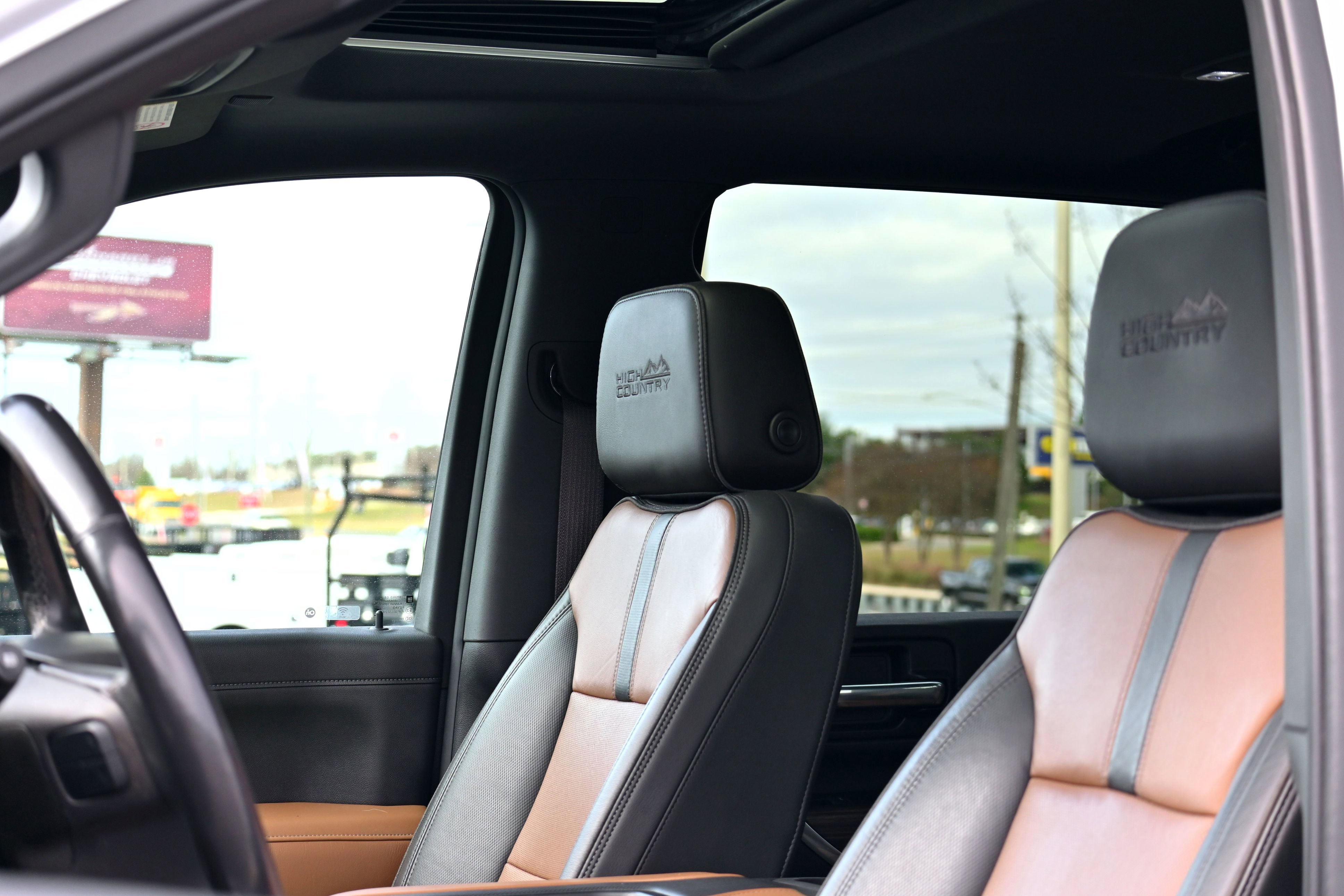 Used 2020 Chevrolet Silverado 2500 High Country image 26