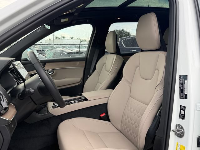 Certified 2026 Volvo XC90 B6 Plus w/ Protection Package Premier AWD/4WD image 9