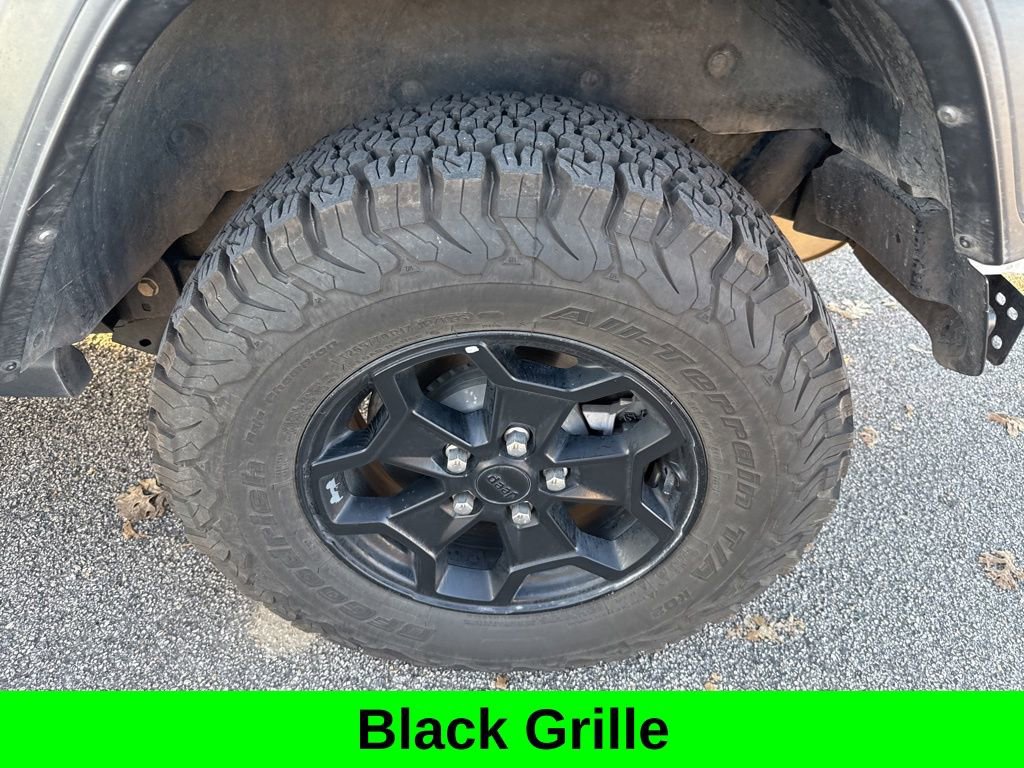 Used 2023 Jeep Wrangler Unlimited image 15