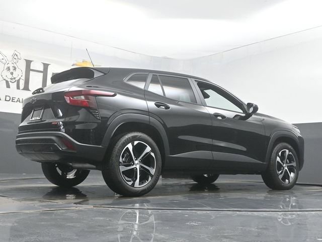 New 2026 Chevrolet Trax RS w/ Driver Confidence Package image 11