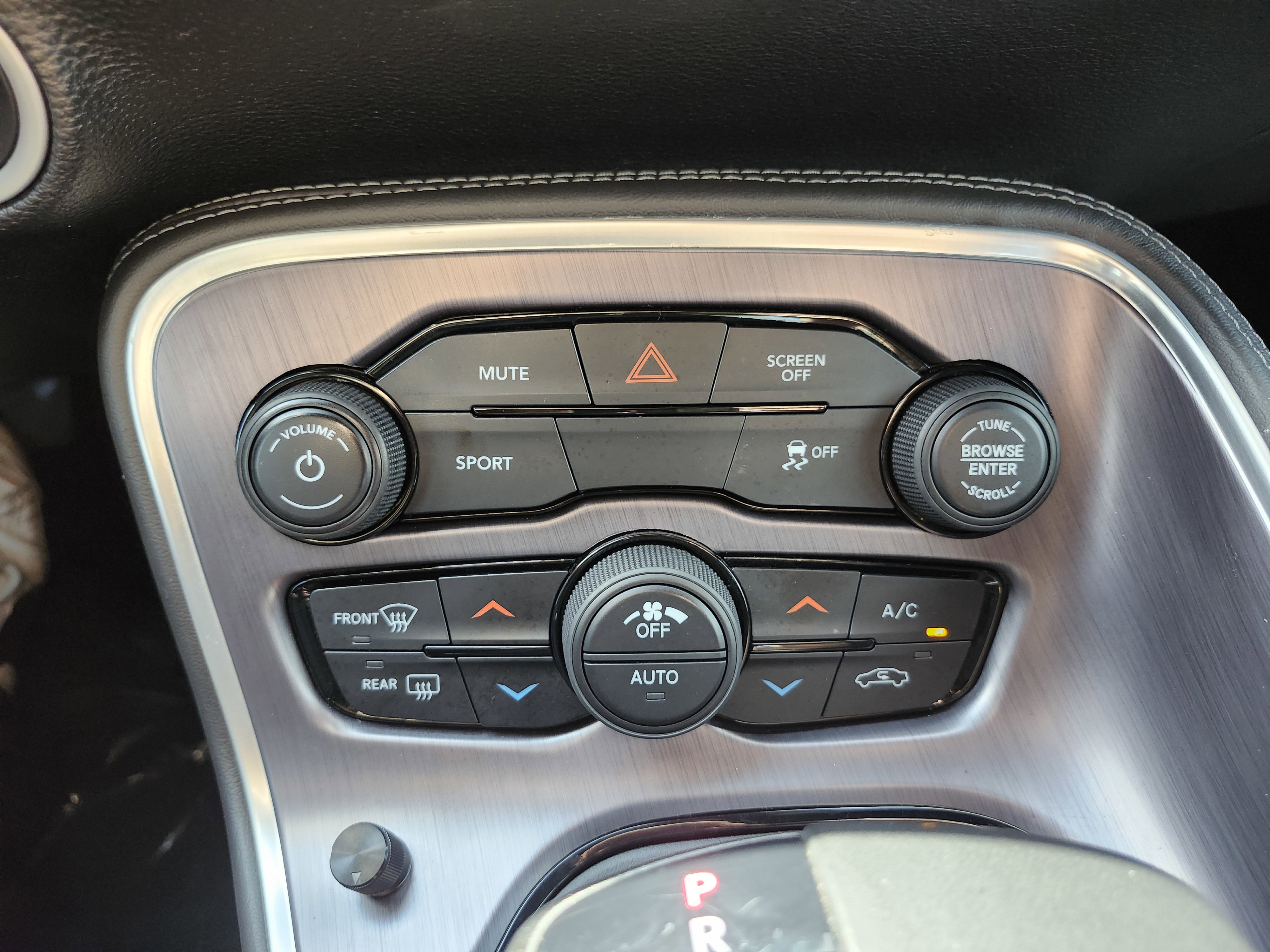 Used 2018 Dodge Challenger R/T w/ Sound Group RWD image 33