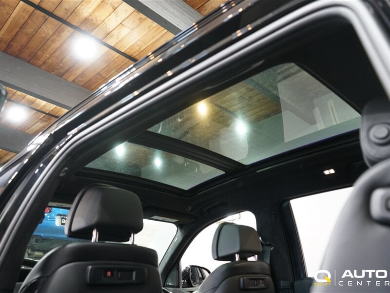 Used 2021 BMW X7 M50i AWD/4WD image 36
