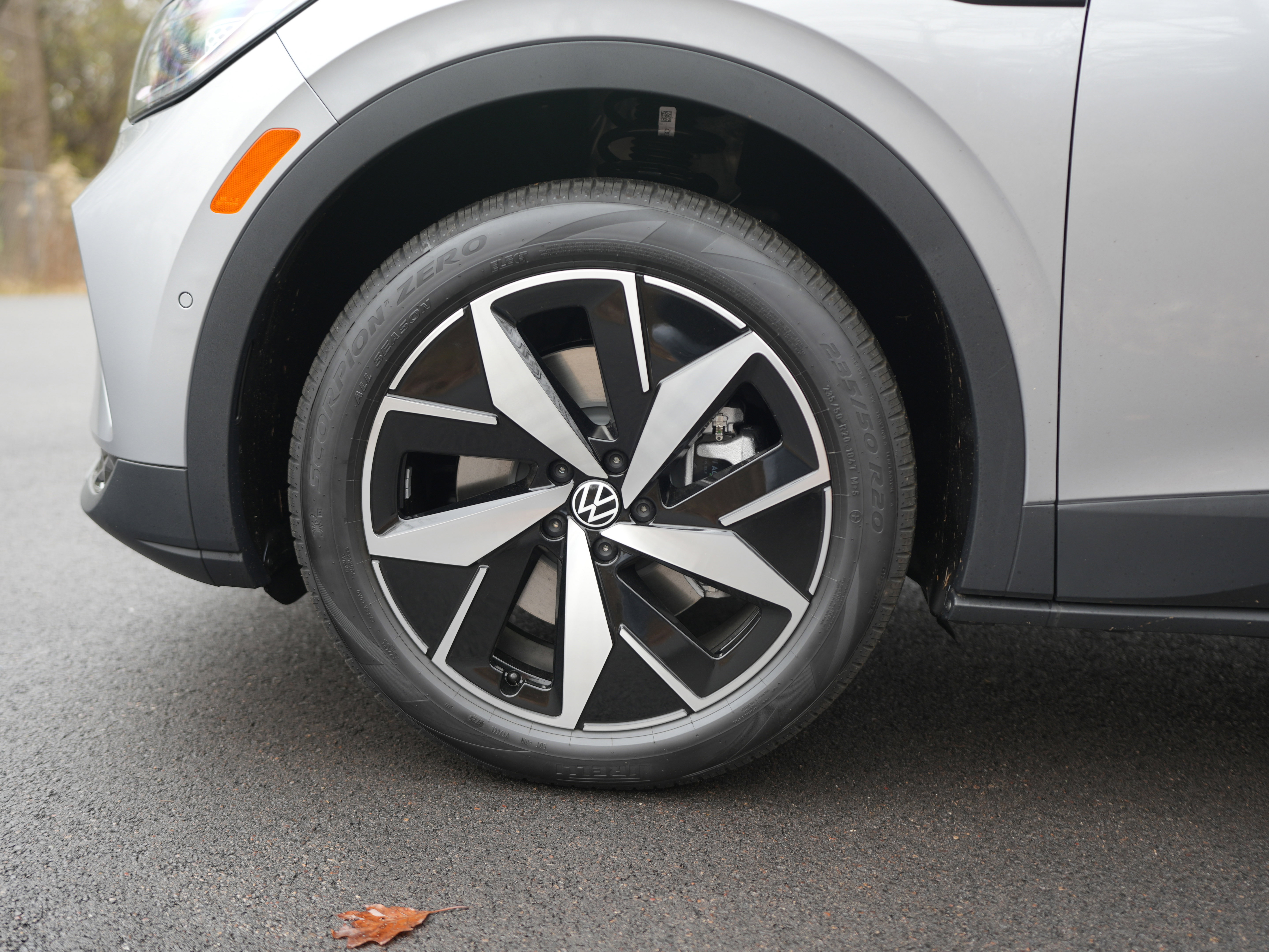 New 2025 Volkswagen ID.4 Pro S image 11