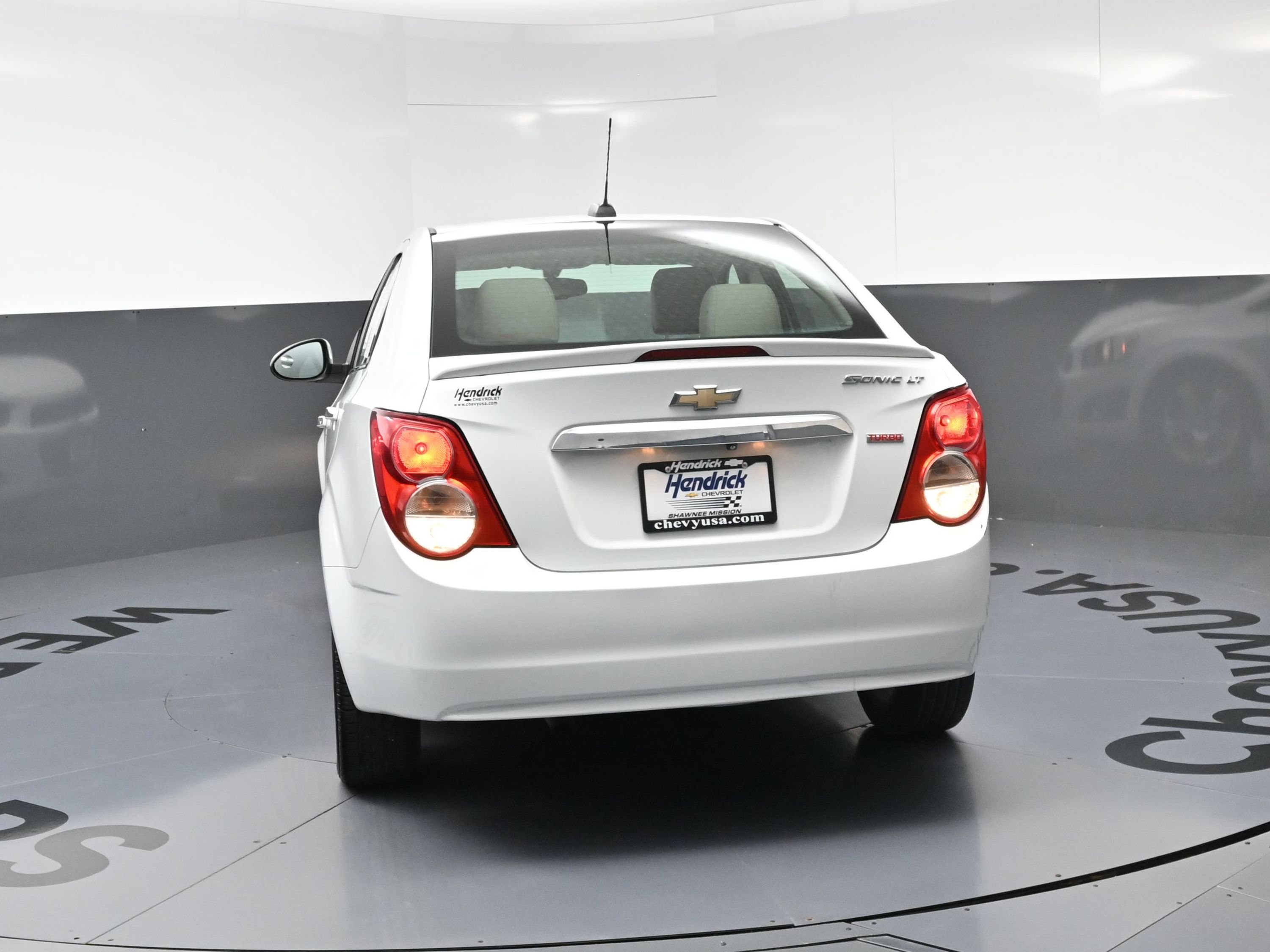 Used 2015 Chevrolet Sonic LTZ FWD image 8