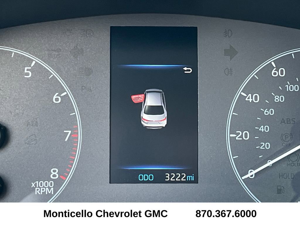 Used 2025 Toyota Corolla LE image 14