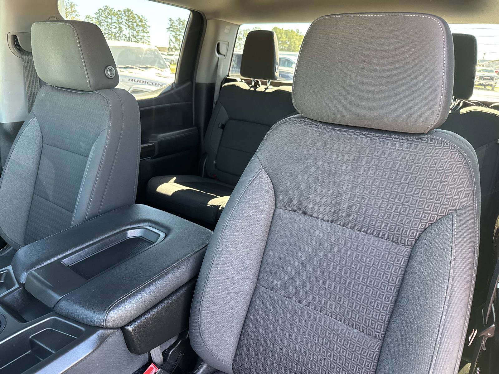 Used 2020 Chevrolet Silverado 1500 LT Trail Boss w/ Convenience Package image 26