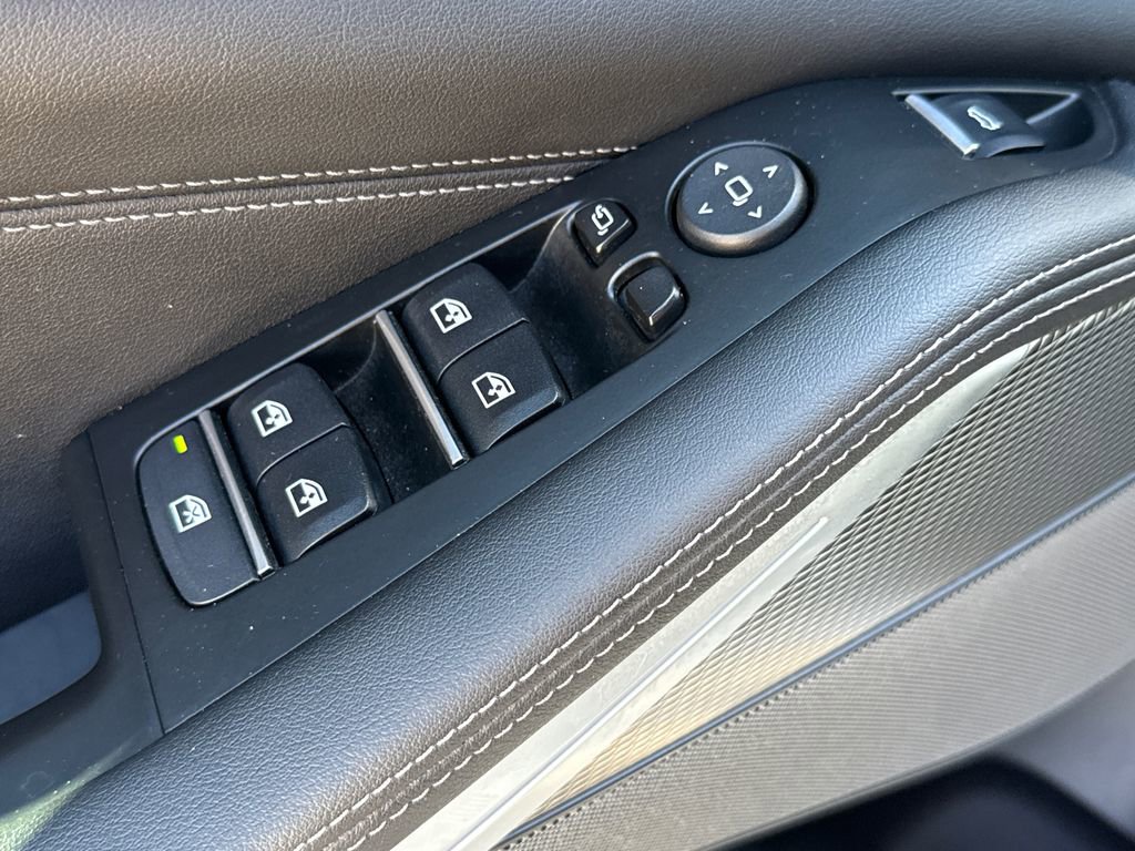 Used 2023 BMW X5 xDrive40i w/ M Sport Package image 21